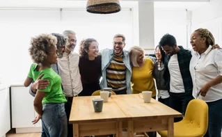 Group-of-friends-giving